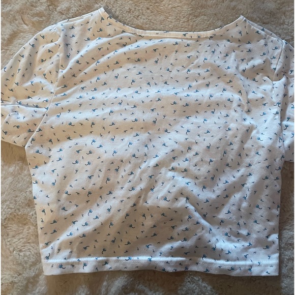 SheIn Ruched Front Crop Top - Picture 3 of 3